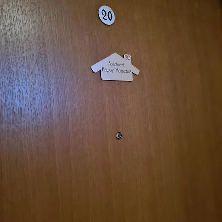 Happy Moments Apartament *